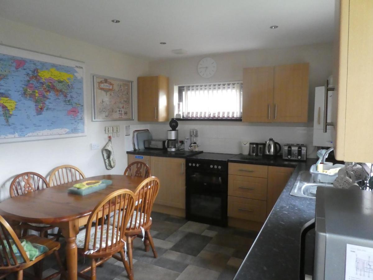 Parkland 14 is a detached premier 3 bedroom bungalow sleeping 6 Bude Eksteriør billede